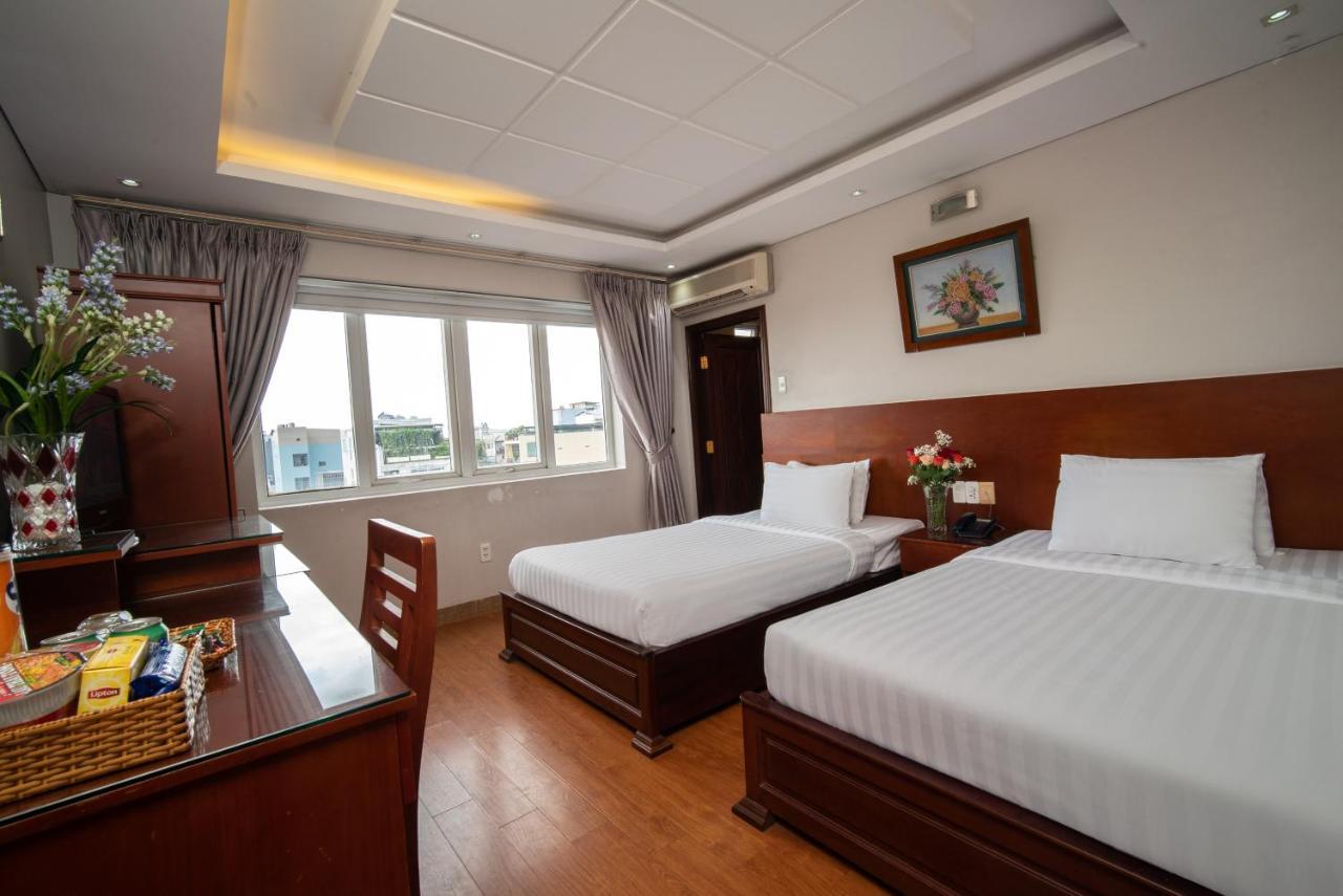 Van Ha Hotel Thành Pho Ho Chí Minh Esterno foto