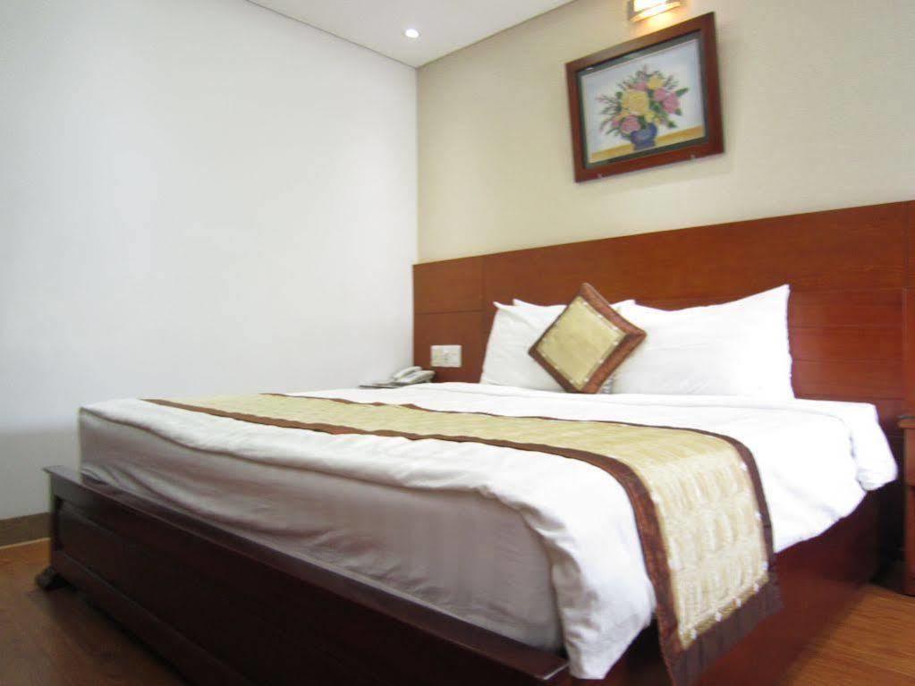 Van Ha Hotel Thành Pho Ho Chí Minh Esterno foto